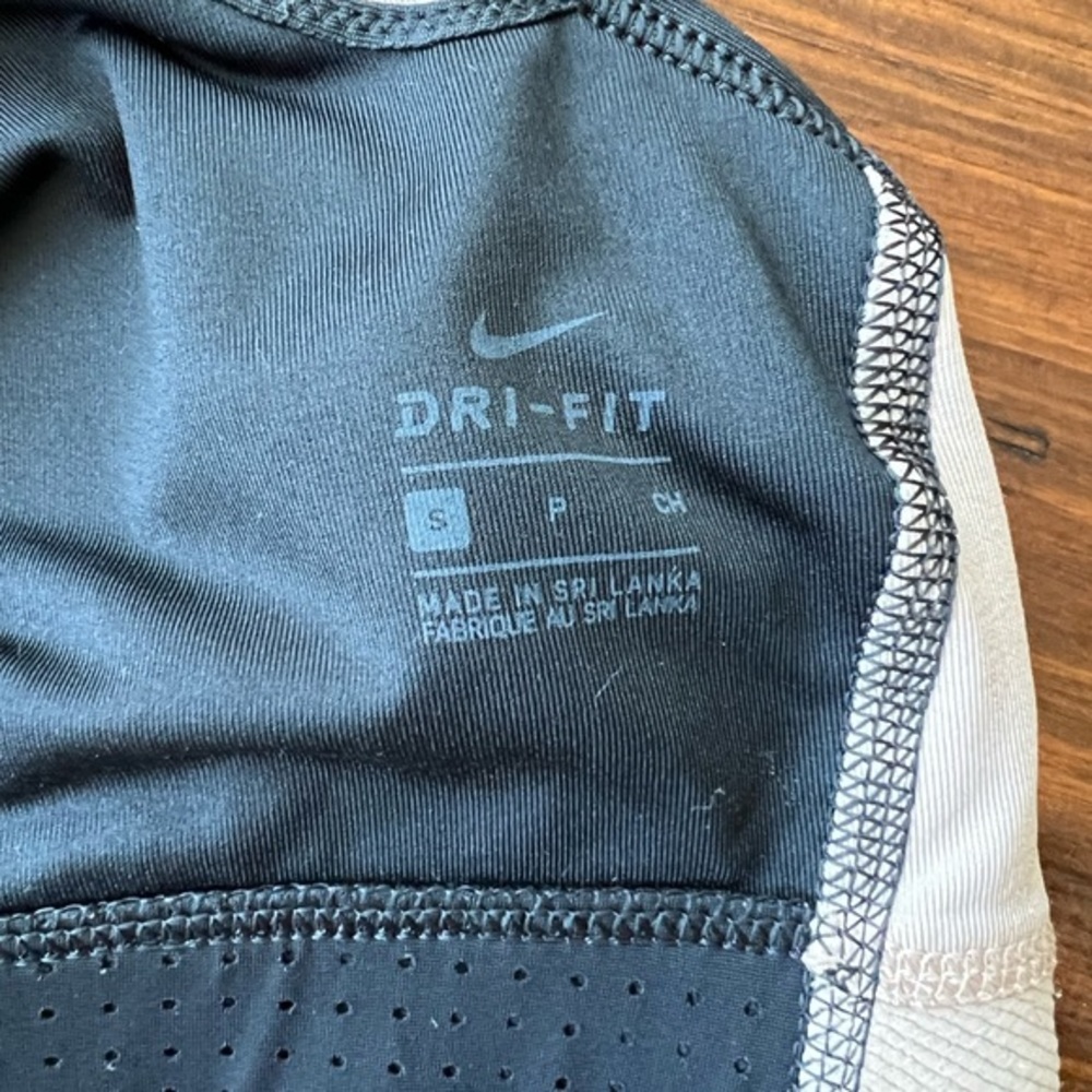 Nike dri-fit sports‎ bra - Picture 4 of 4